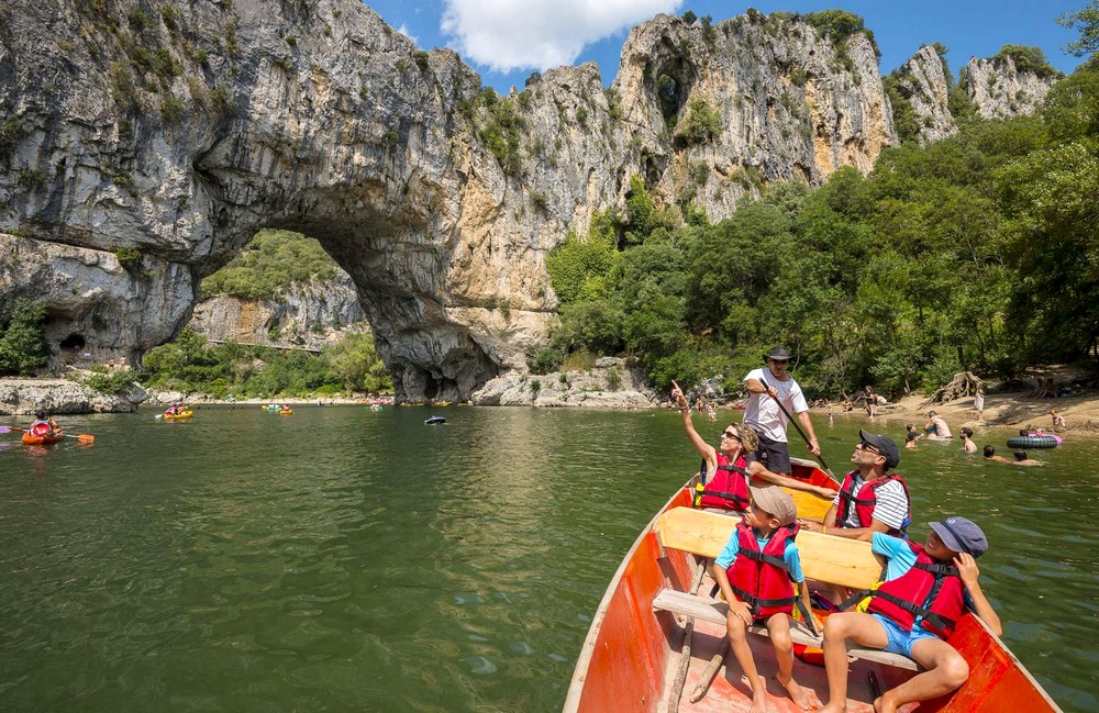 Toute la famille en Ardèche !